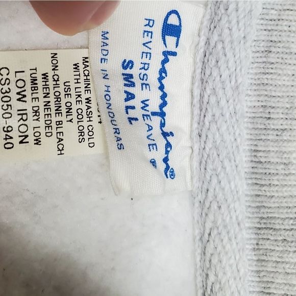 CHAMPION REVERSE WEAVE EMBROIDERED LOGO CREWNECK - Picture 3 of 3